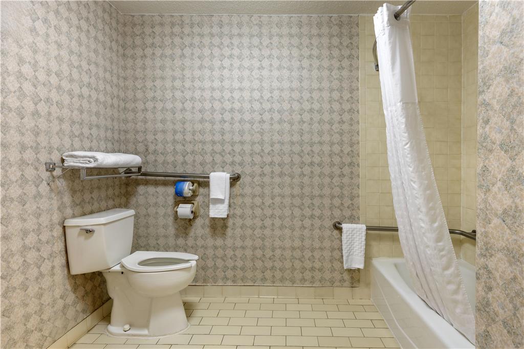 Best Western Hickory - photo 44
