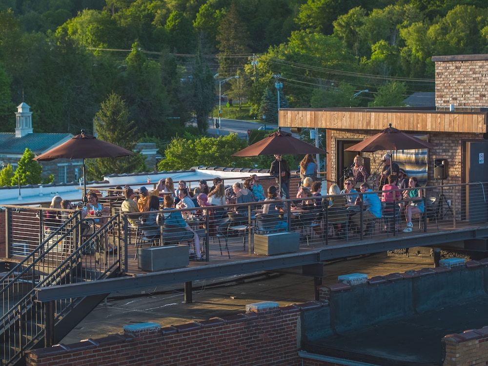 The Horton Hotel and Rooftop Lounge - photo 59