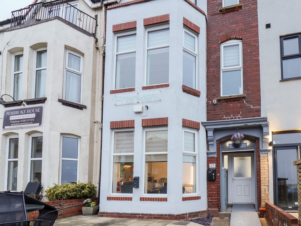 Frankies Seaview 5 — 4-Star Luxury Hotel in Bridlington, United Kingdom