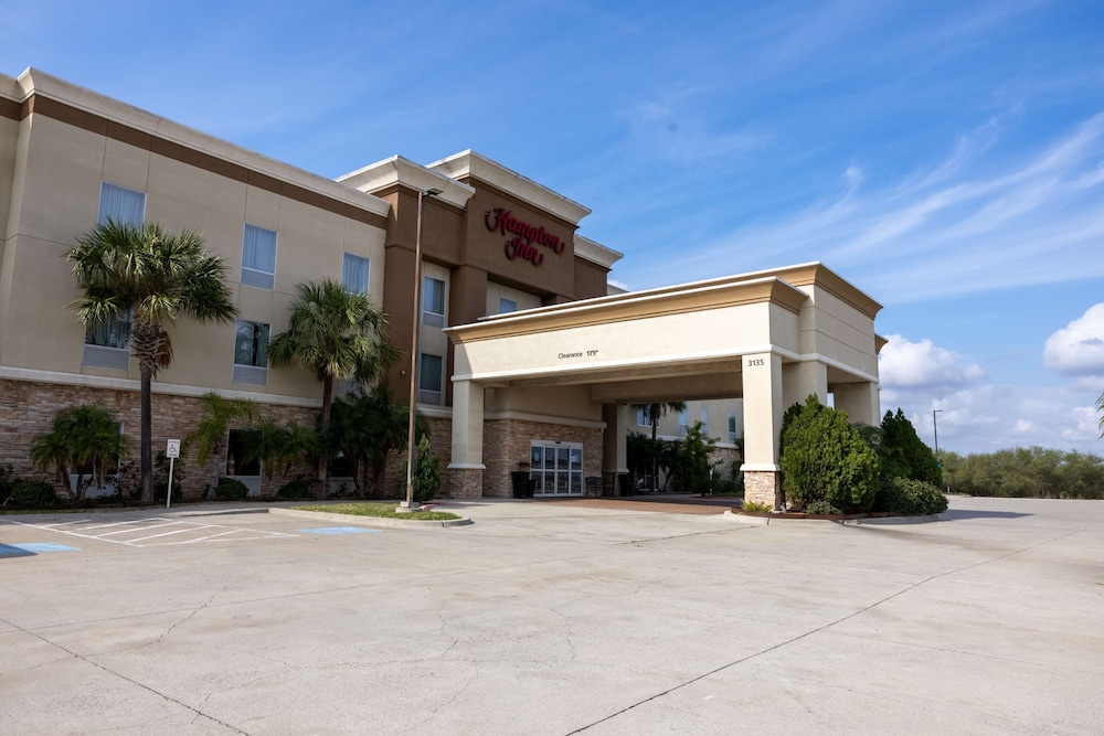Hampton Inn Alice - photo 49