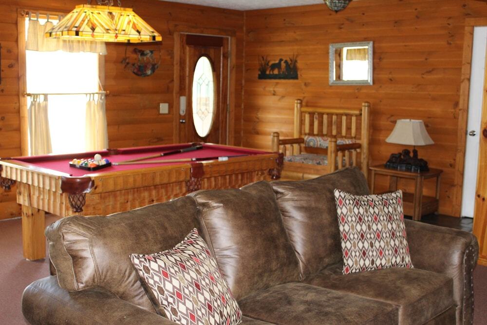 Hoot N Holler by RedAwning - last minute hotel in Pigeon Forge