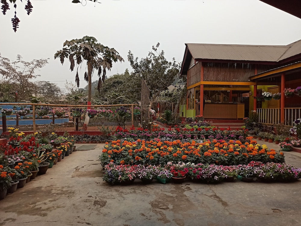 Atithya Resort - carbon neutral hotel in Sonepur