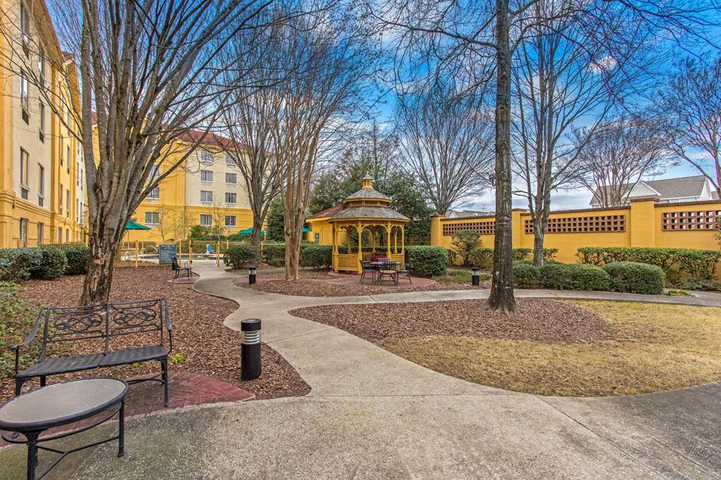 La Quinta Inn & Suites by Wyndham Birmingham Homewood - photo 37