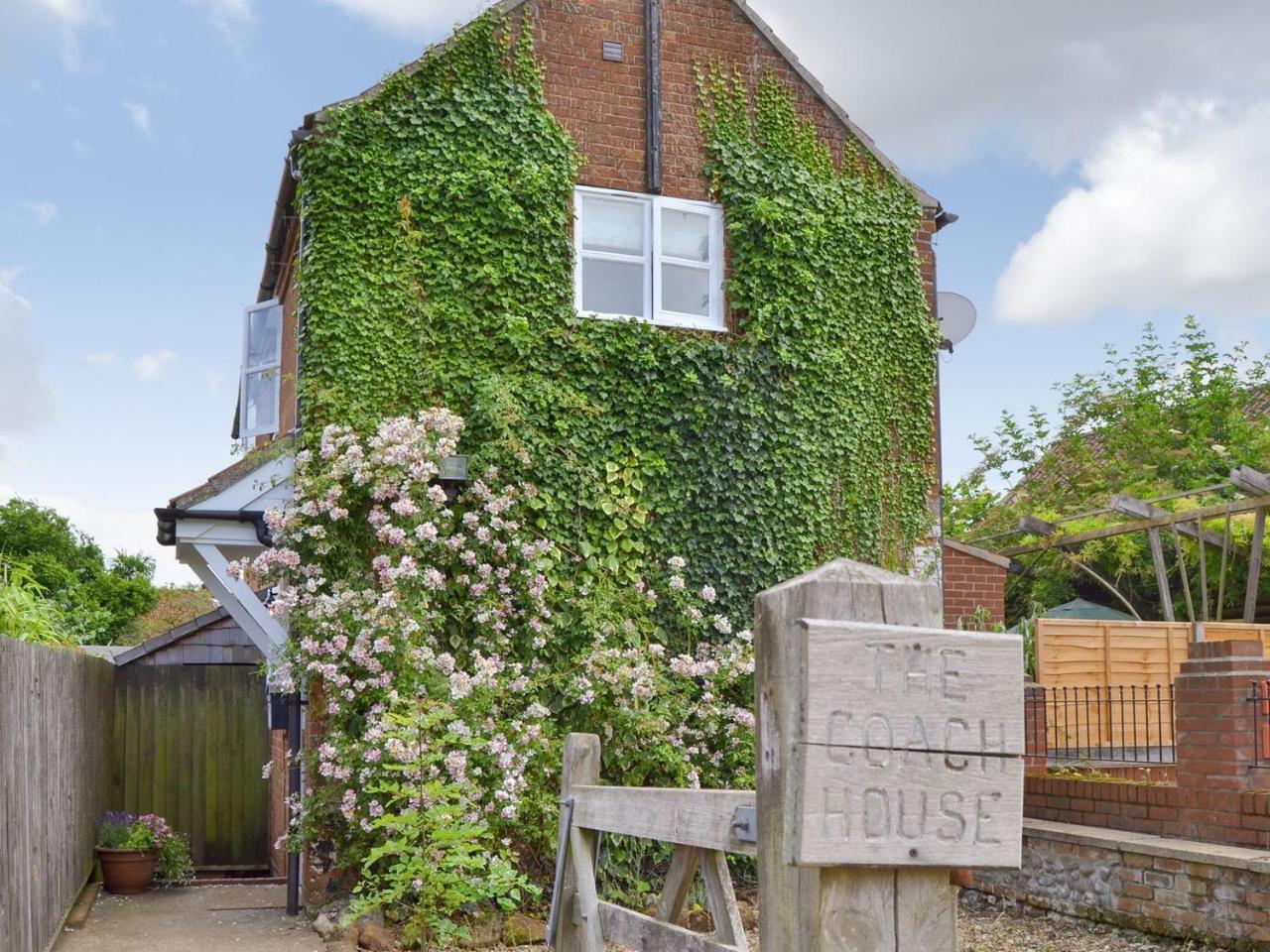 The Coach House — 4-Star Luxury Hotel in Fakenham, United Kingdom