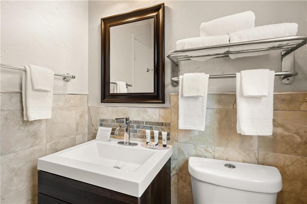 Americas Best Value Inn By Sonesta Pecos - photo 23