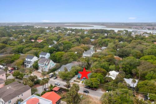 208 W Ashley Central Location 2 Mins to the Beach - photo 8