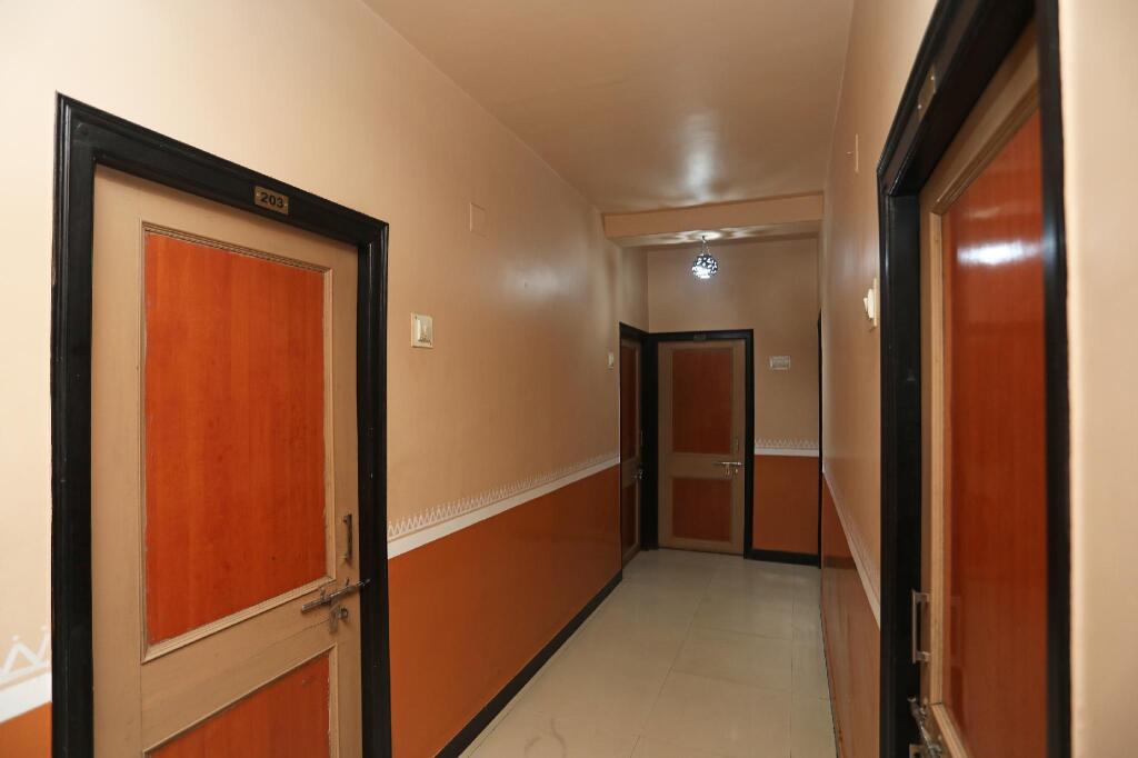 OYO 30449 Green Chilli in Bolpur, India