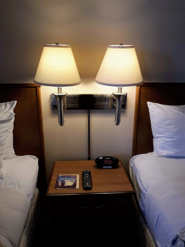 Bay Motel - photo 13