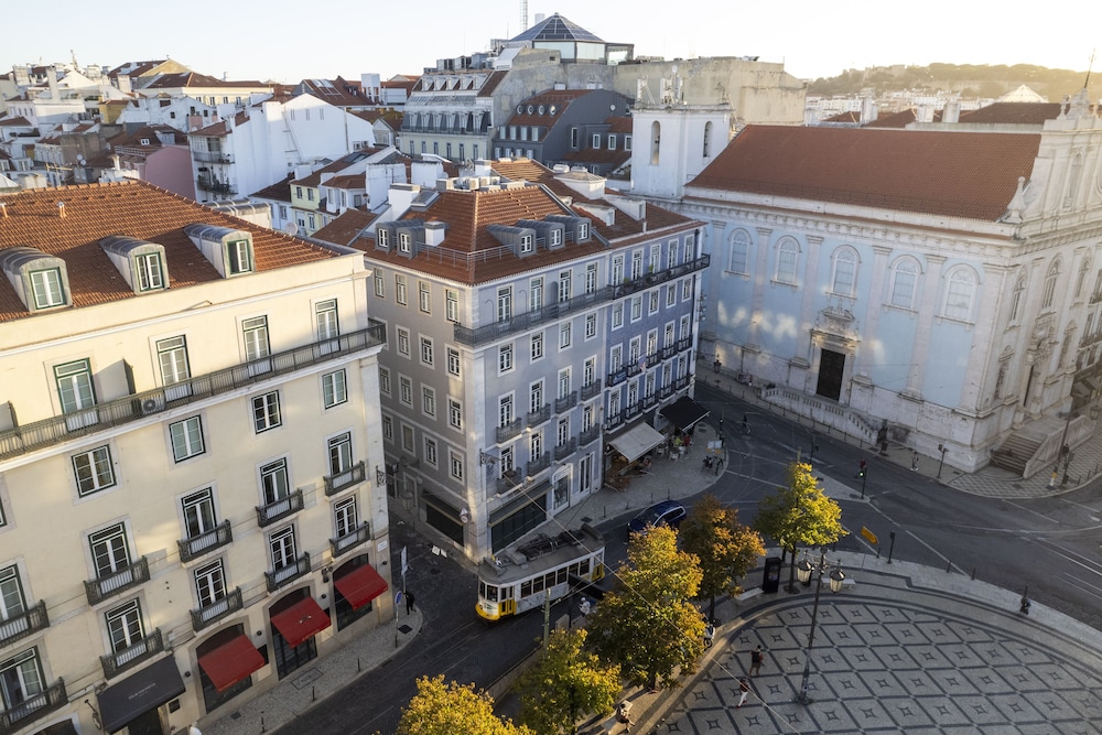 Lisbon Best Apartments Chiado Camões — 4-Star Luxury Hotel in Lisbon, Portugal