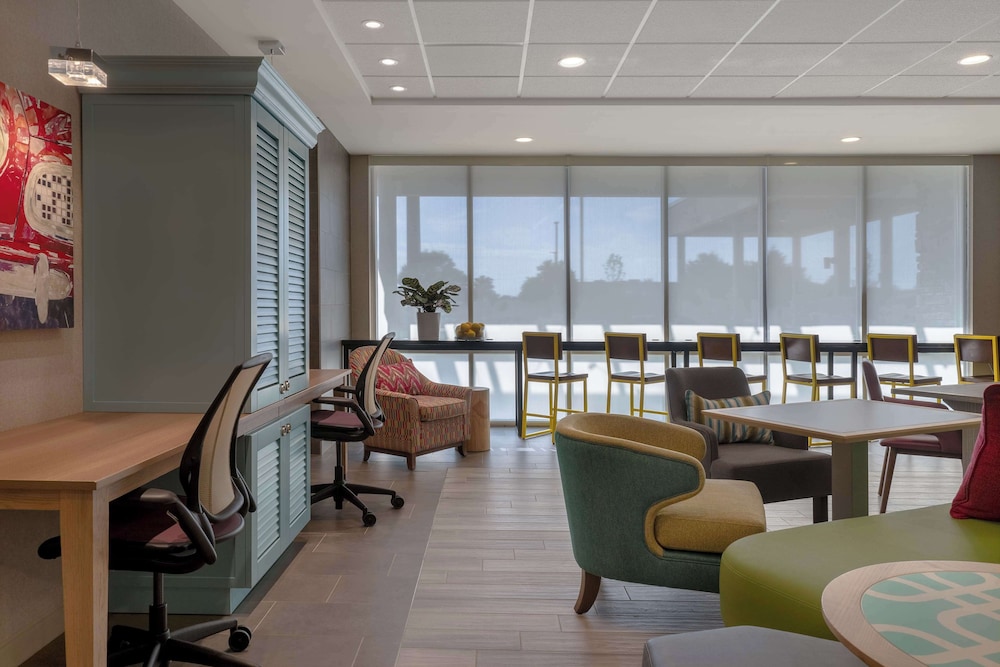 Home2 Suites By Hilton Kokomo - photo 3