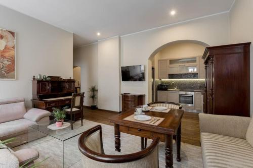 Spacious and quiet apartment in the city centre — 4-Star Luxury Hotel in Poznan, Poland