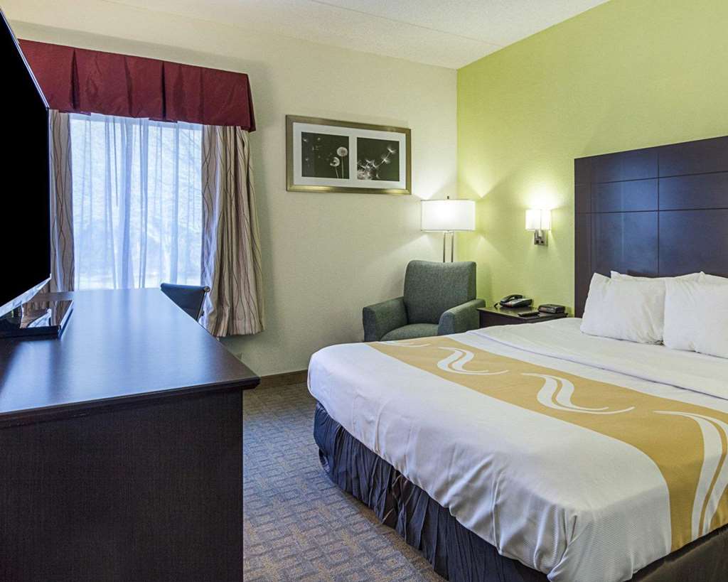Quality Inn Richmond Airport - photo 11