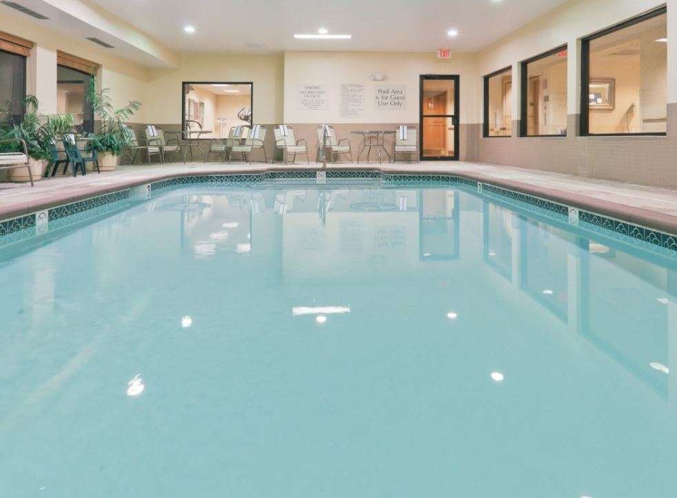 Baymont by Wyndham Portage Indiana Dunes - photo 2