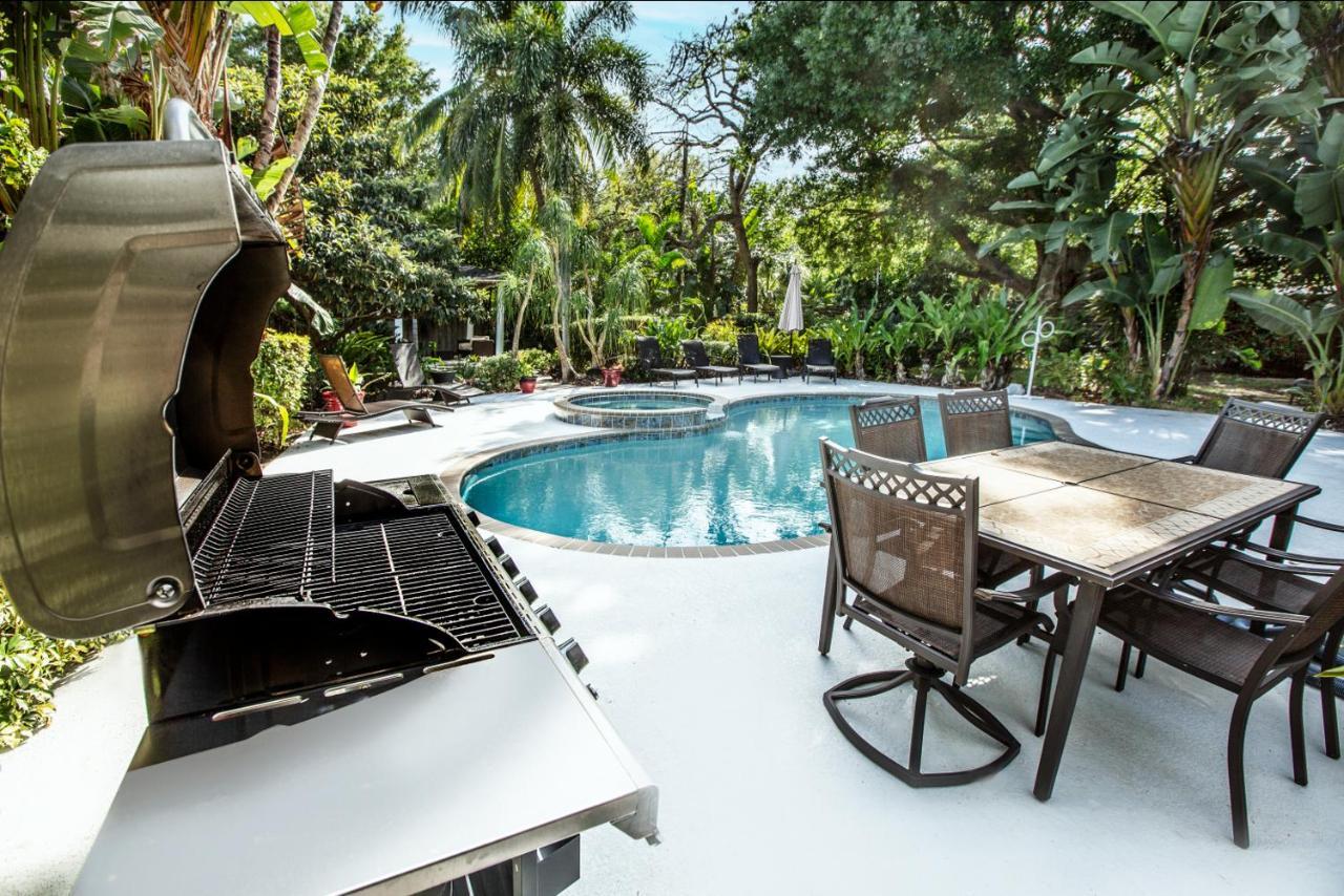 Amazing Backyard Paradise Heated Saltwater Pool Spa 8 Mins To Anna Maria Island 10 Mins To Img — Bradenton