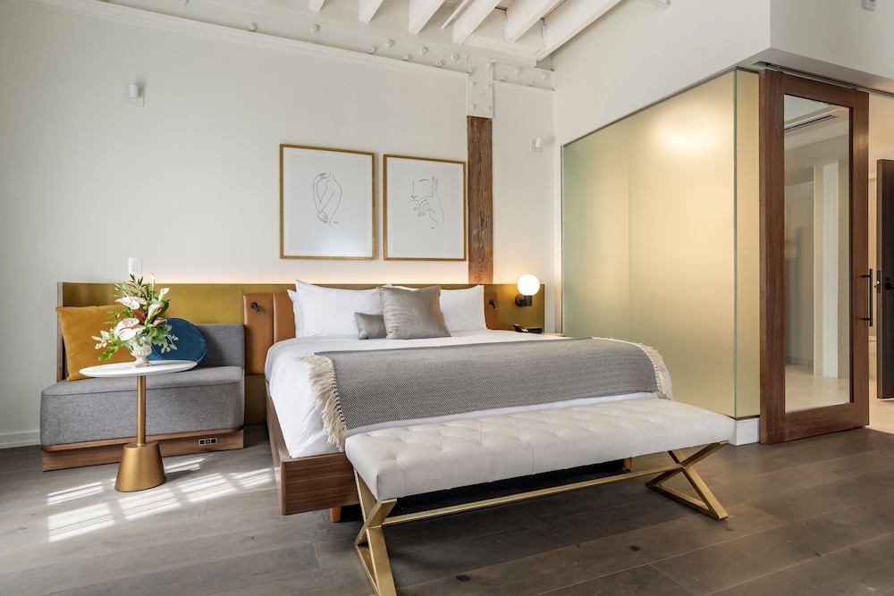 One11 Hotel - photo 8