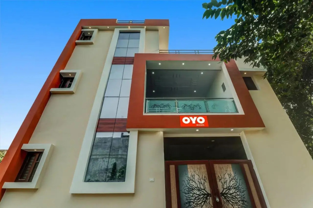 OYO Flagship Royal Residency - last minute hotel in Lucknow