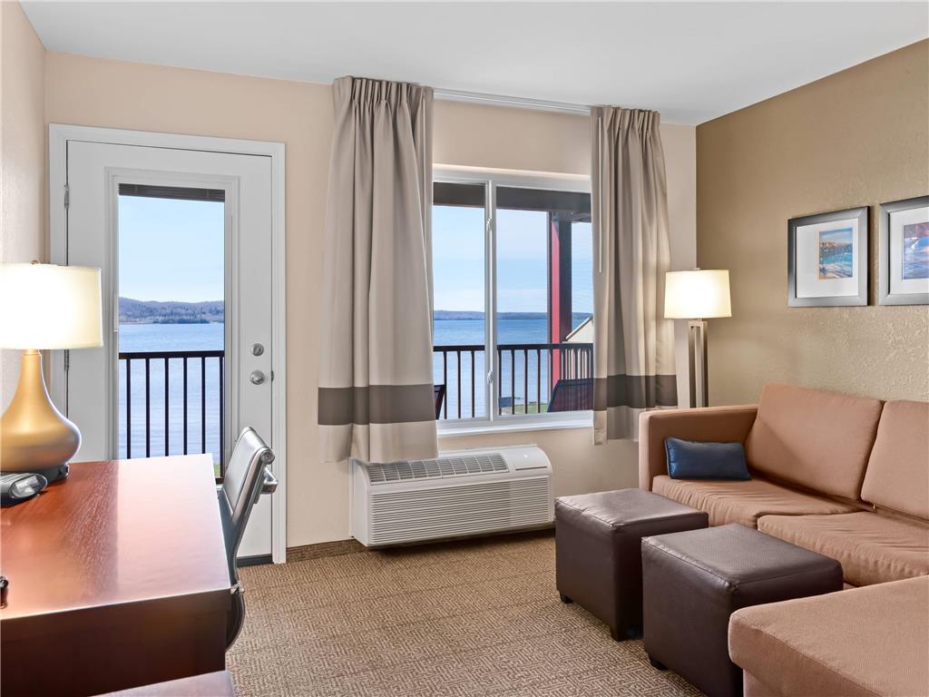 Comfort Inn & Suites Munising Lakefront - photo 36