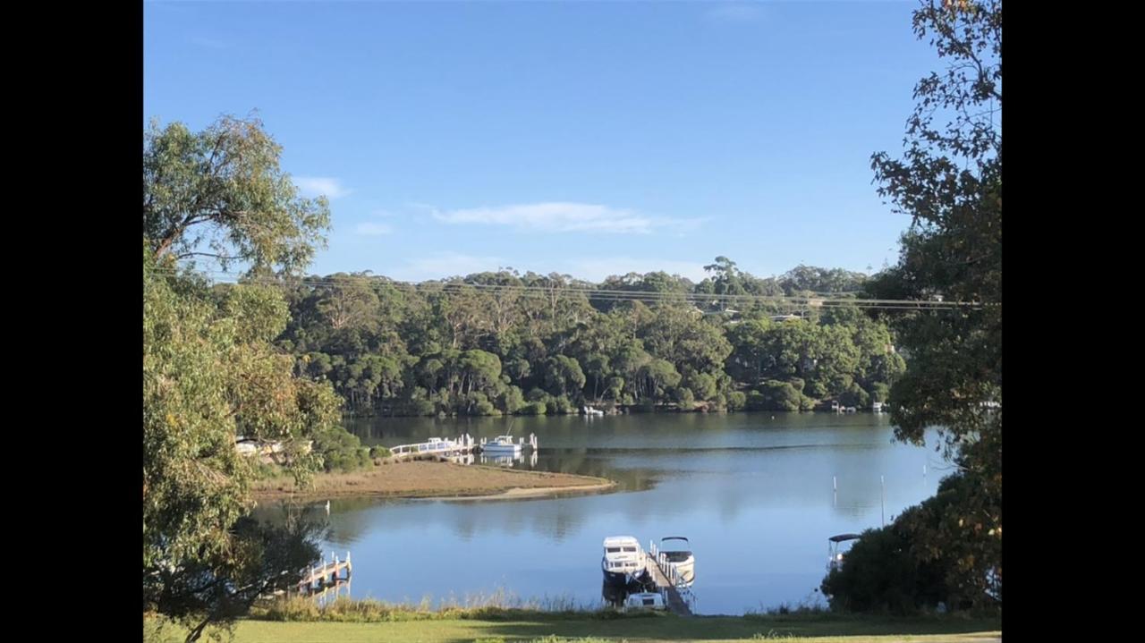 Unit 13 Buckland Drive Mallacoota — 4-Star Luxury Hotel in Mallacoota, Australia