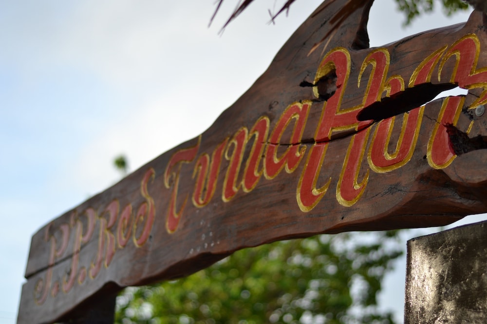 Pp Red Tuna Hut in Phi Phi Don, Thailand