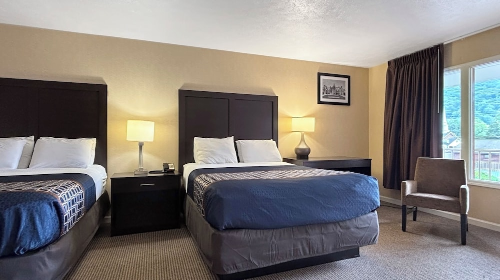 Castlewood Inn - photo 28