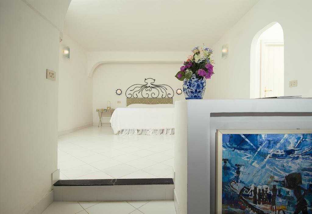 Isola di Eea — 4-Star Luxury Hotel in San Felice Circeo, Italy
