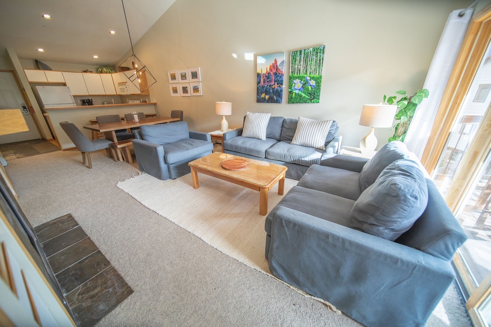 Cinnamon Ridge Hotel - photo 16