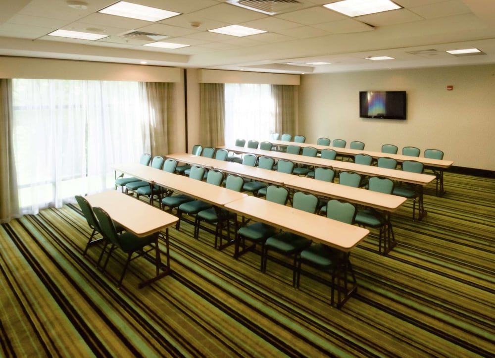 Hampton Inn Hickory - photo 43