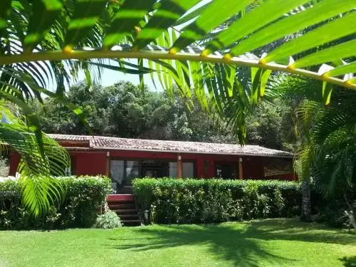 Casa Curuipe Praia — 4-Star Luxury Hotel in Porto Seguro, Brasil