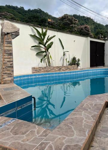 Casa completa piscina 3 Habitaciones en Chanchamayo — La Merced — photo 3