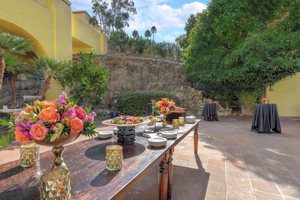 Hilton Phoenix Tapatio Cliffs Resort - photo 141