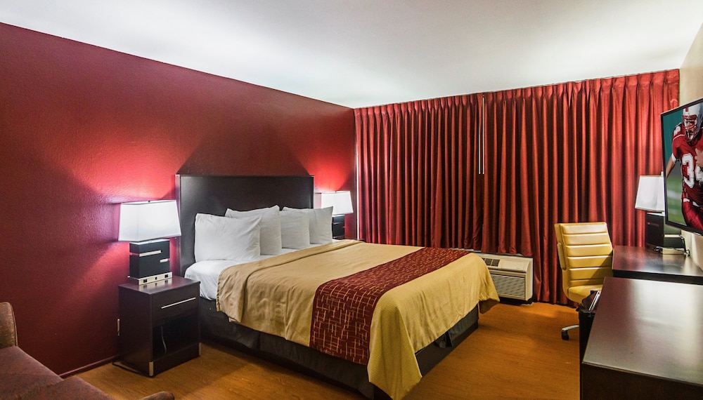 Red Roof Inn Lubbock - photo 9