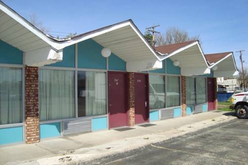 Gray Plaza Motel pet-friendly hotel West Frankfort