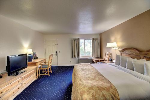 Days Inn by Wyndham Lolo Missoula Area - photo 29