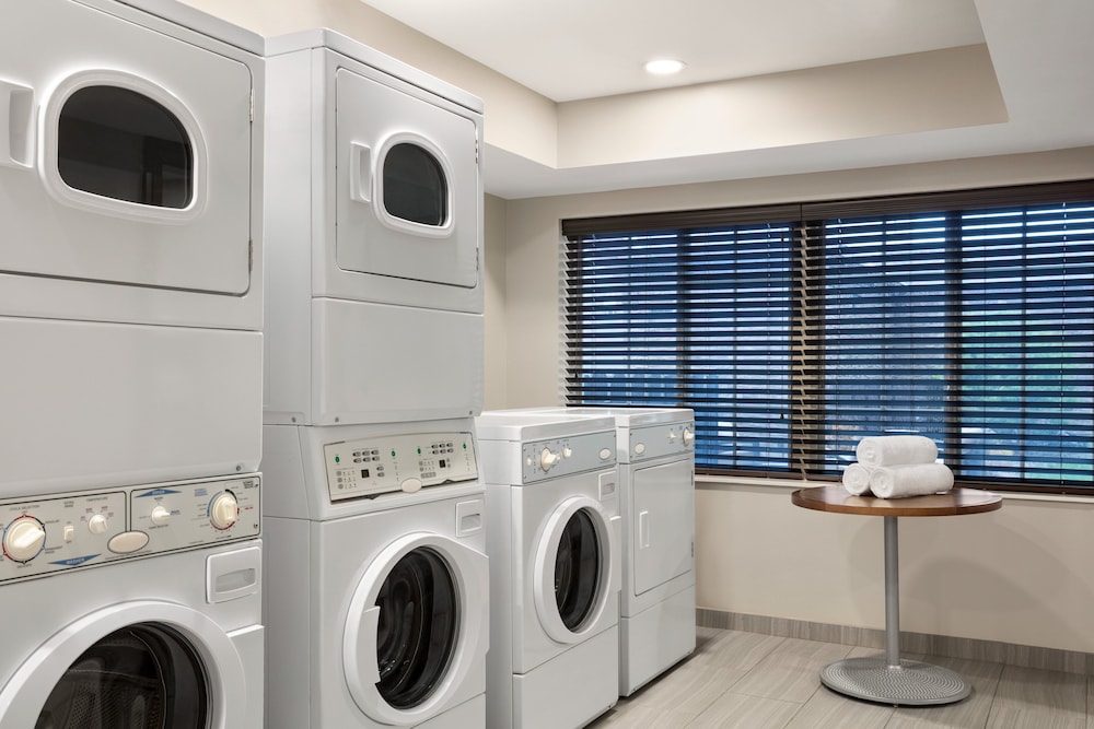Staybridge Suites Fort Wayne by IHG - photo 38