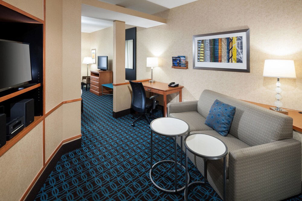 Fairfield Inn & Suites by Marriott Jacksonville Butler Blvd - photo 8