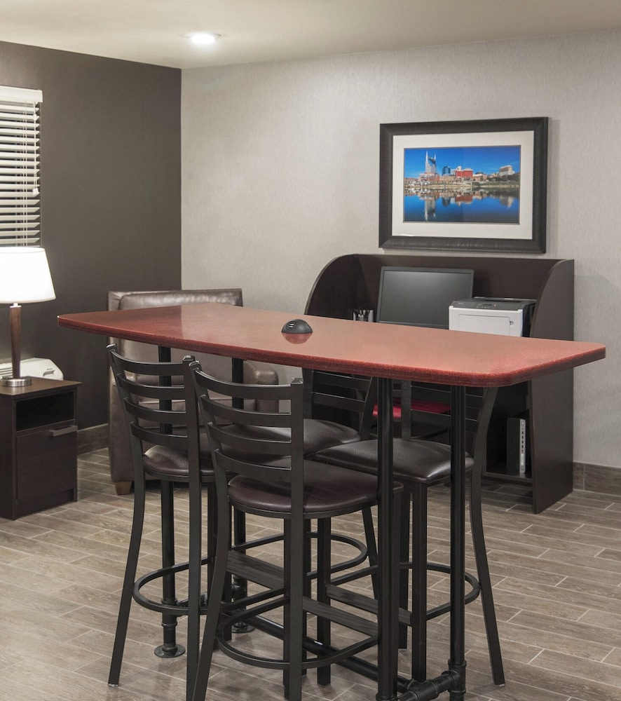 My Place Hotel Davenport Quad Cities IA - photo 4