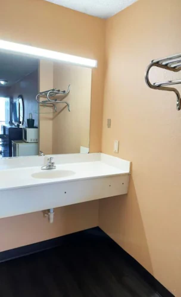 Garden Inn & Suites Rome Ga - photo 57
