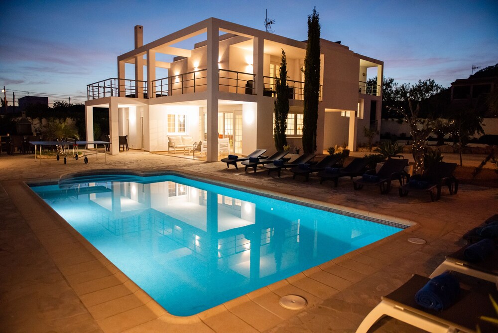 Can Reis — 4-Star Luxury Hotel in Sant Josep De Sa Talaia, Spain
