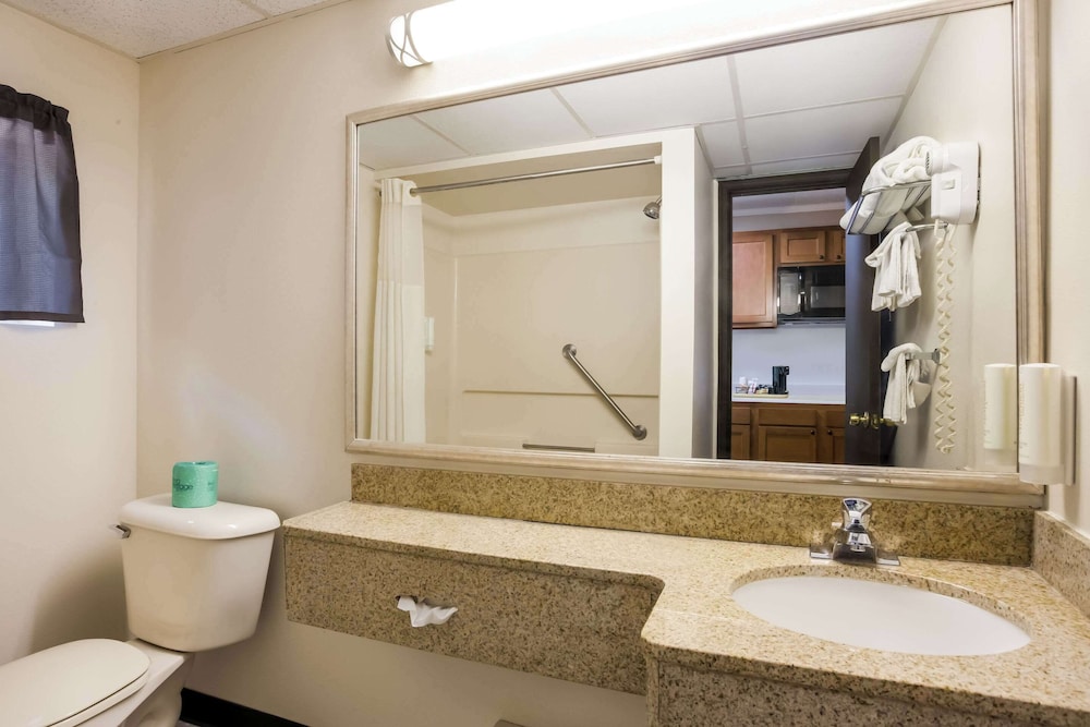 Suburban Studios Millville - photo 8