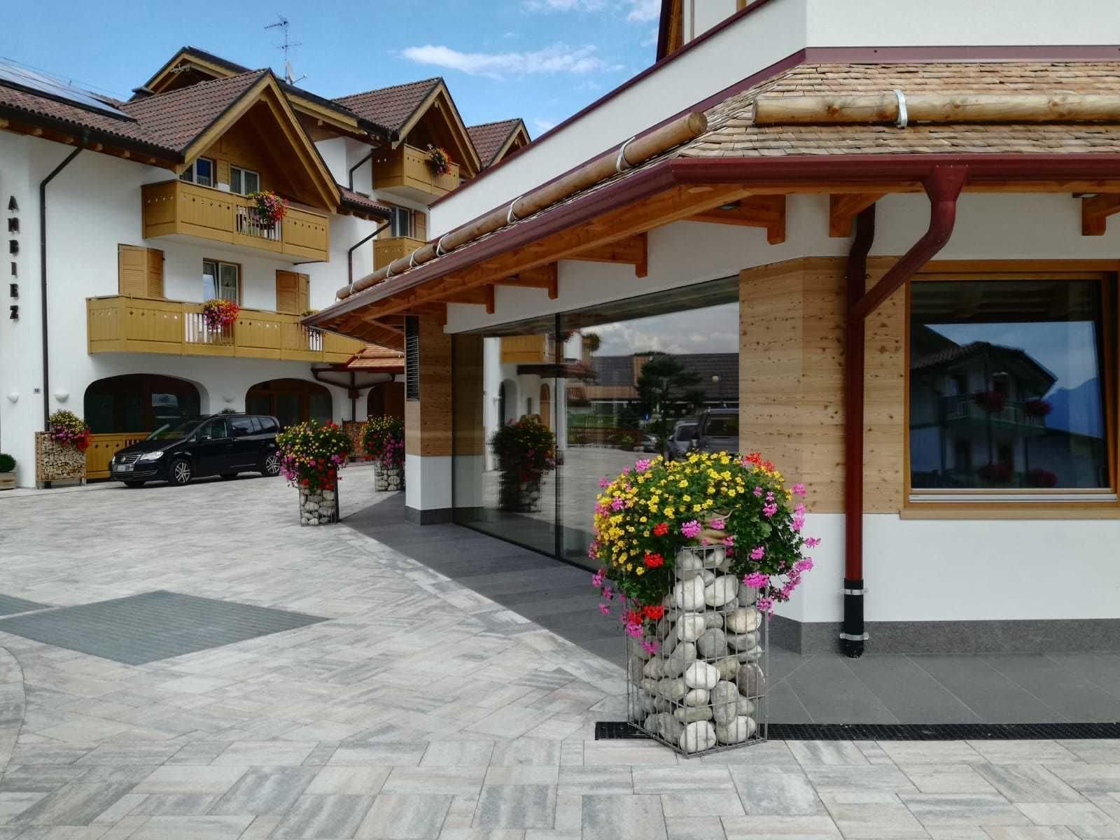 Hotel Ambiez — 4-Star Luxury Hotel in Andalo, Italy