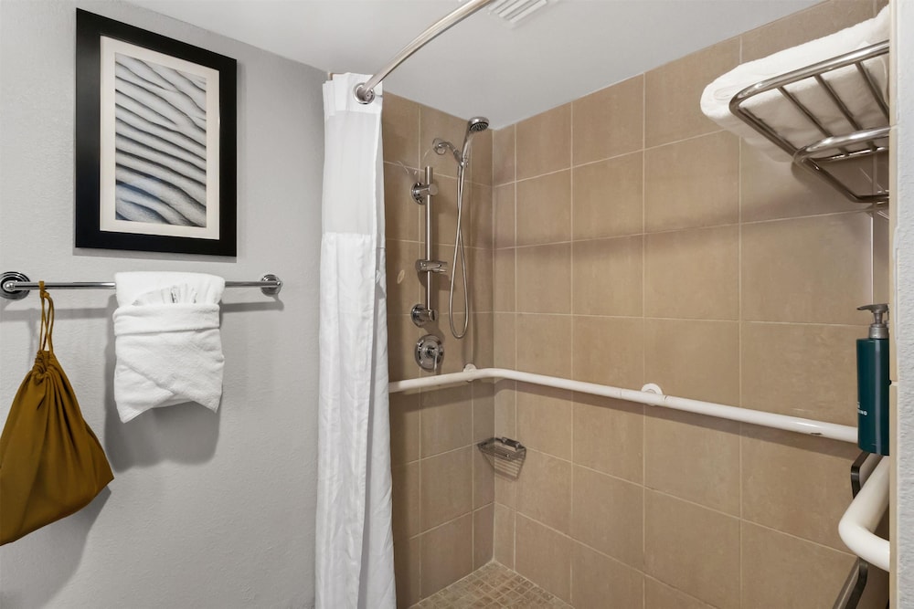DoubleTree by Hilton Palm Beach Gardens - photo 21