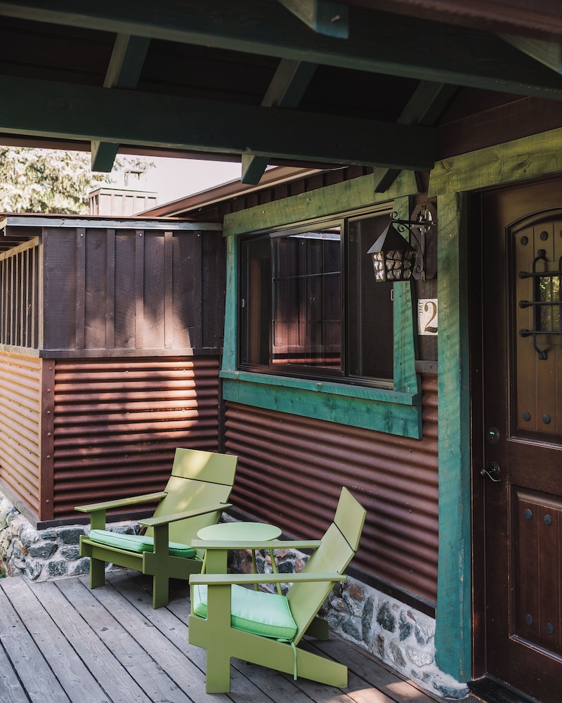 Highland Haven Creekside Inn - photo 97
