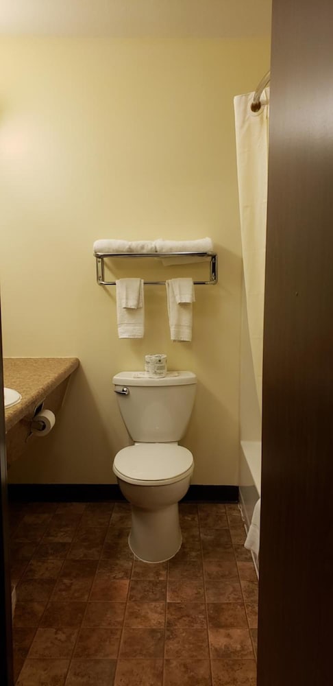 Family Budget Inn Bethany - photo 17
