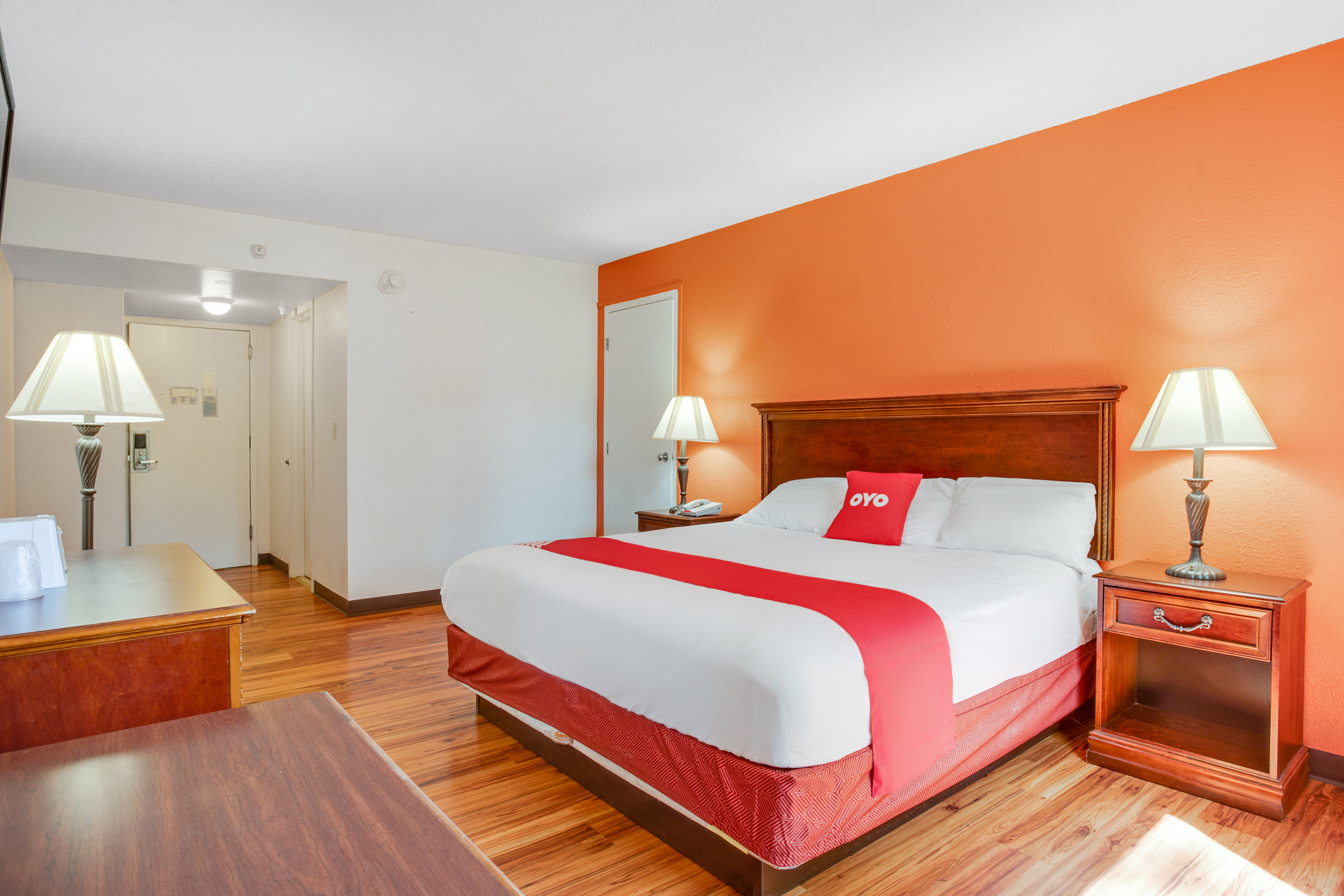 OYO Hotel Mona Lake Muskegon - featured photo