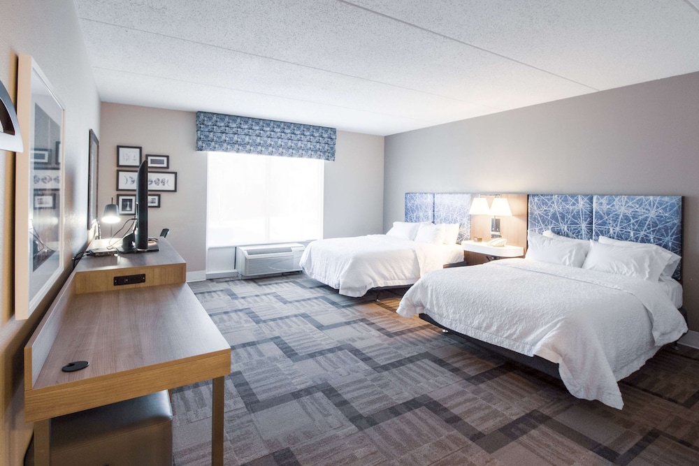 Hampton Inn & Suites Huntsville Hampton Cove - photo 16