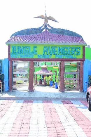 Jungle Avengers - last minute hotel in Unknown City