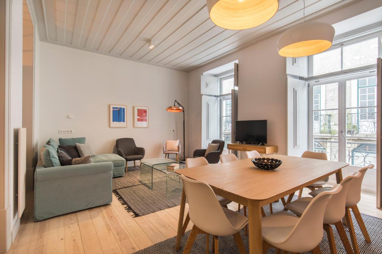 Charming 3 Bedroom Wonder Downtown by LovelyStay — 4-Star Luxury Hotel in Lisbon, Portugal