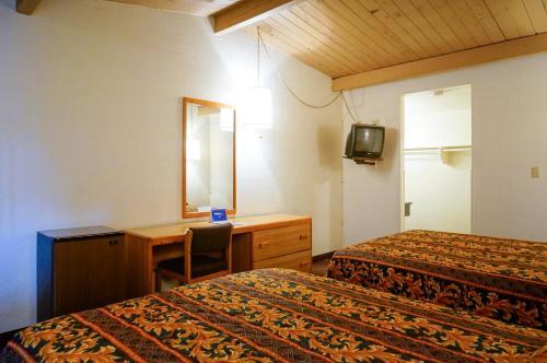 E Z 8 Motel San Jose Ii - photo 18