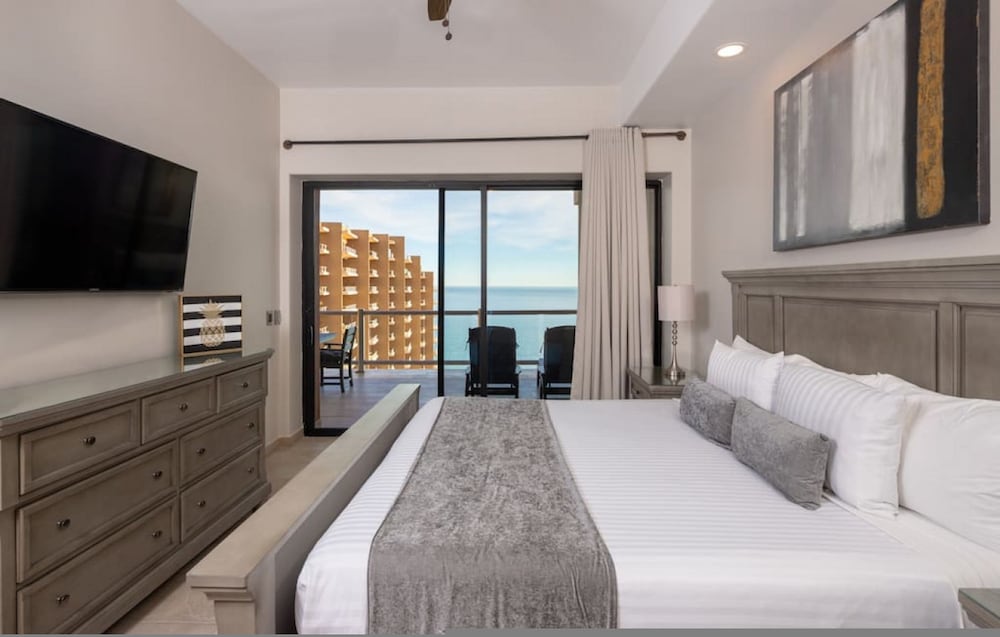 Luxury Oceanview Condo Las Palomas Pool Golf Sandy Beach — 4-Star Luxury Hotel in Puerto Penasco, Mexico