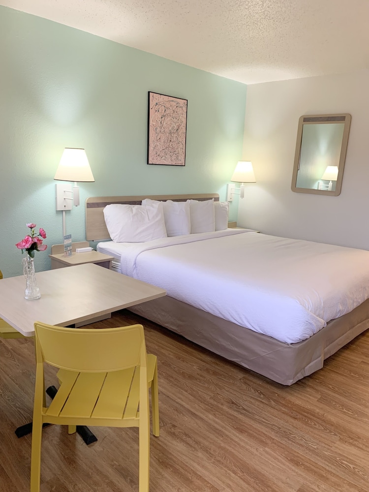 LuLu Hotel Silver City - photo 37